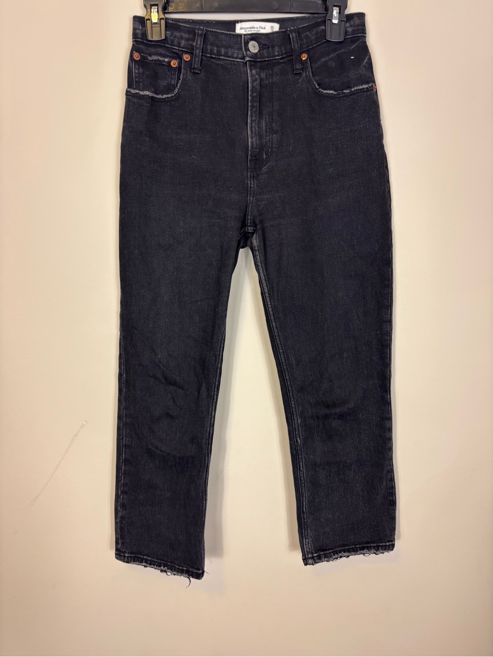 Abercrombie & Fitch Black Ultra High Rise Ankle Straight Jeans Women’s 25 Short